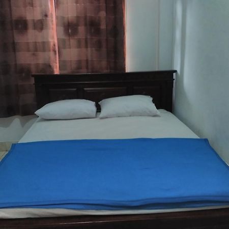 Ratih Bali Hostel Denpasar  Luaran gambar